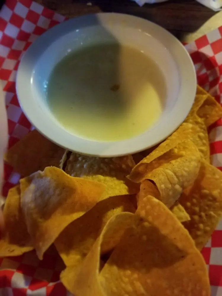 Cheese Dip & Chips